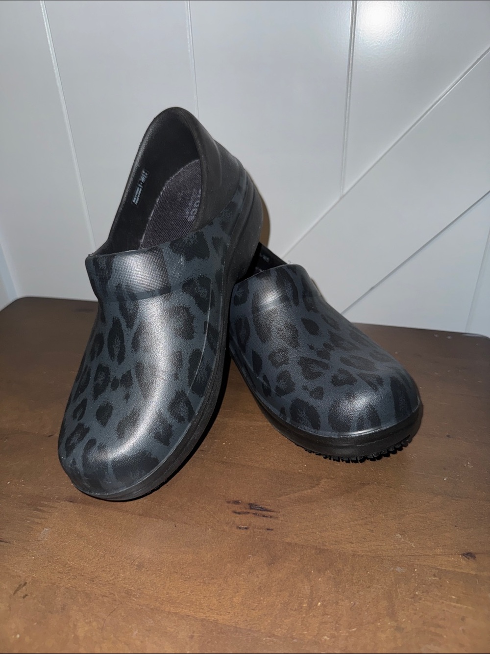 CROCS Women’s Black Leopard-Print Slip-On Clog